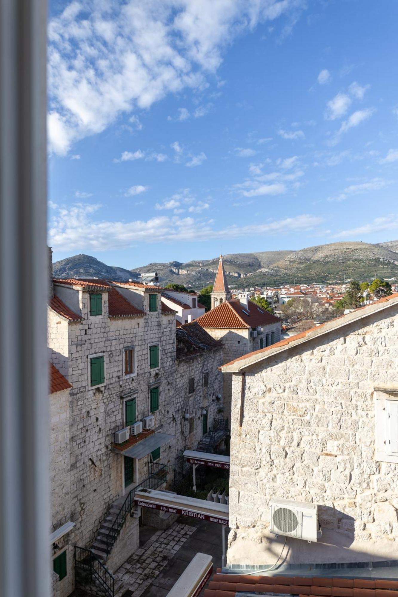 Villa Fontana Trogir Buitenkant foto