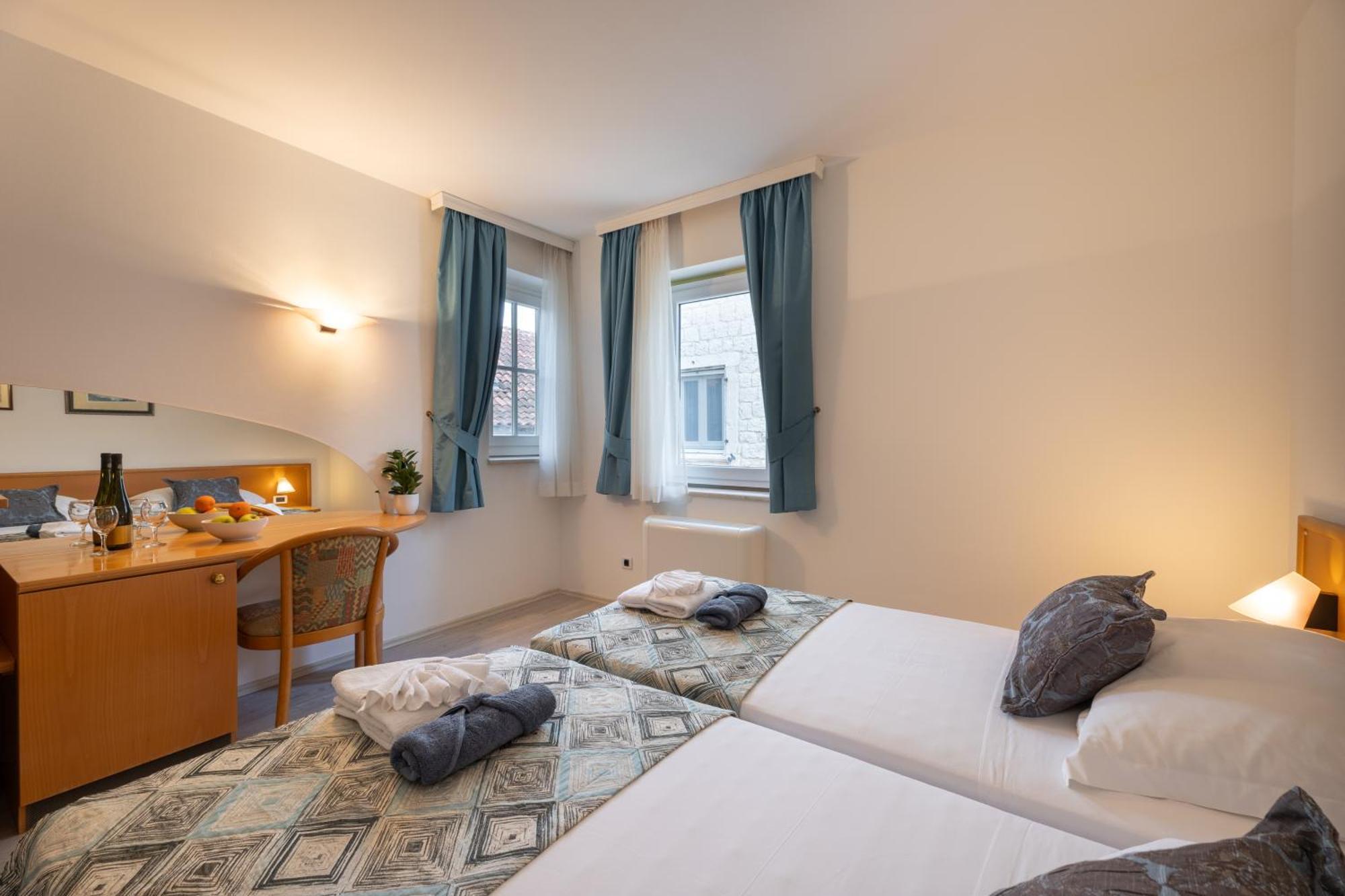 Villa Fontana Trogir Buitenkant foto