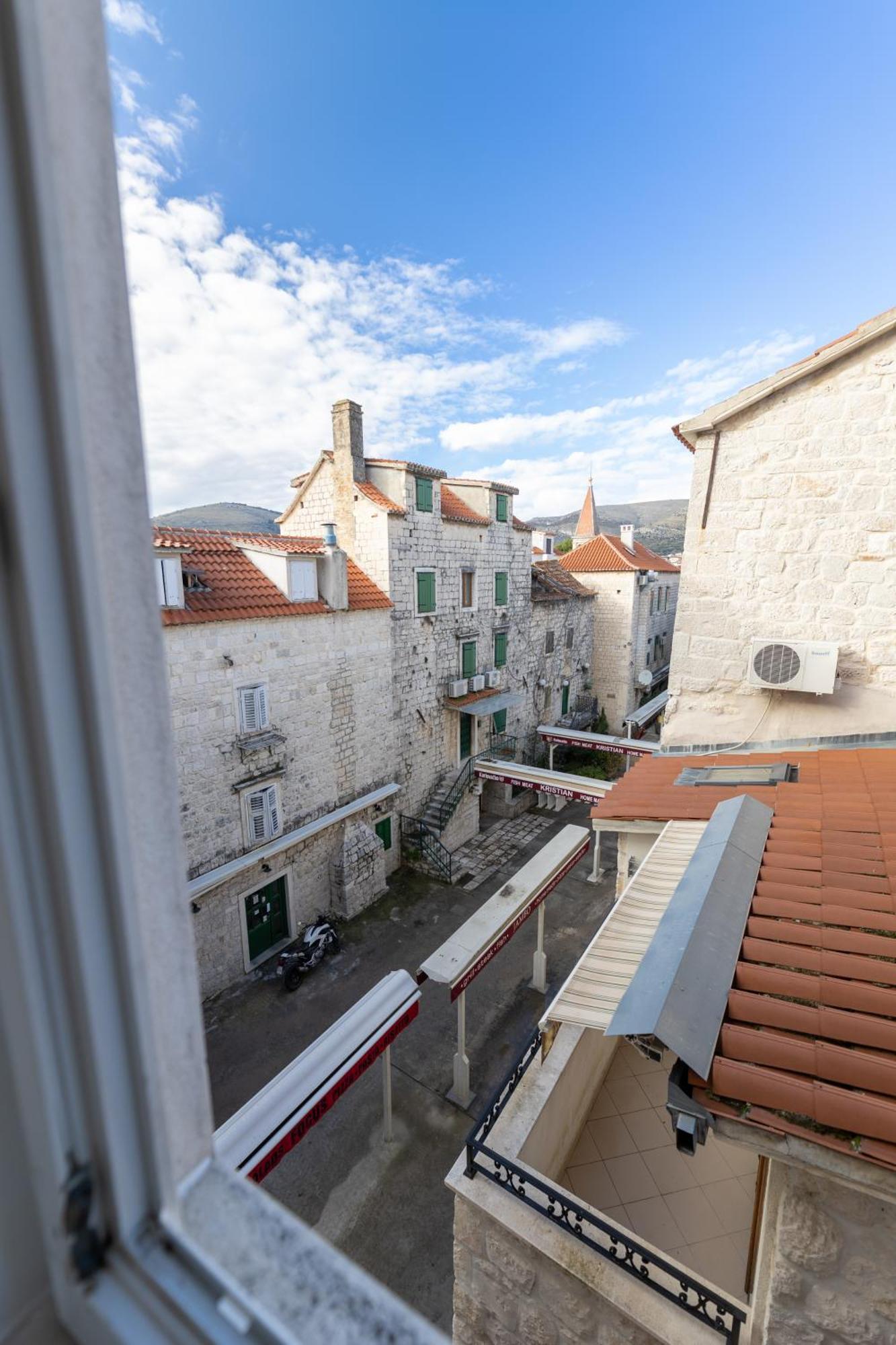 Villa Fontana Trogir Buitenkant foto