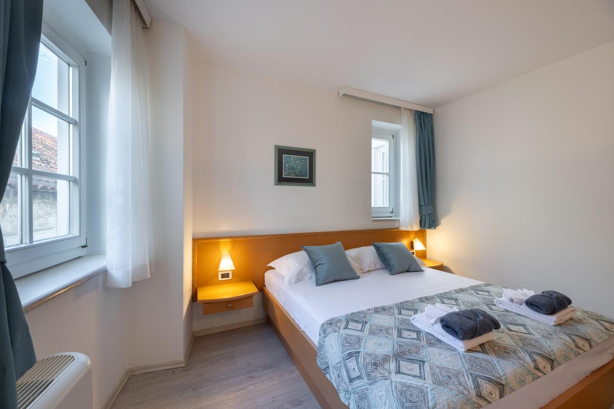 Villa Fontana Trogir Buitenkant foto